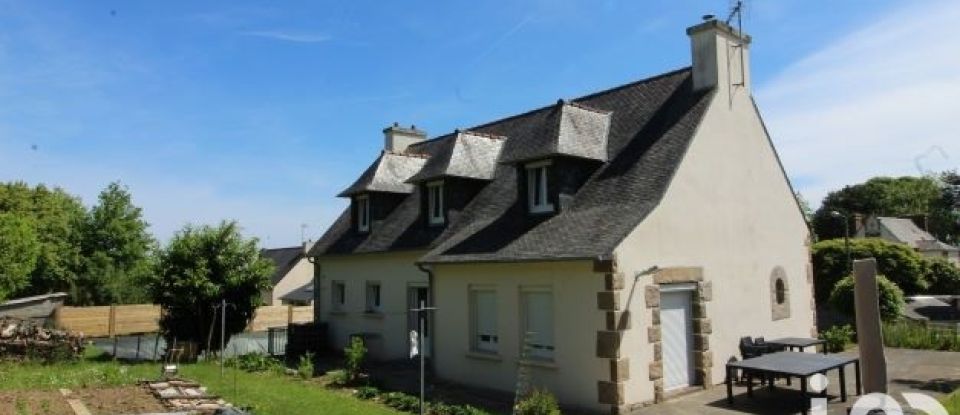 Traditional house 7 rooms of 168 m² in Tréguier (22220)