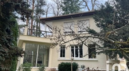 Mansion 5 rooms of 145 m² in Itteville (91760)