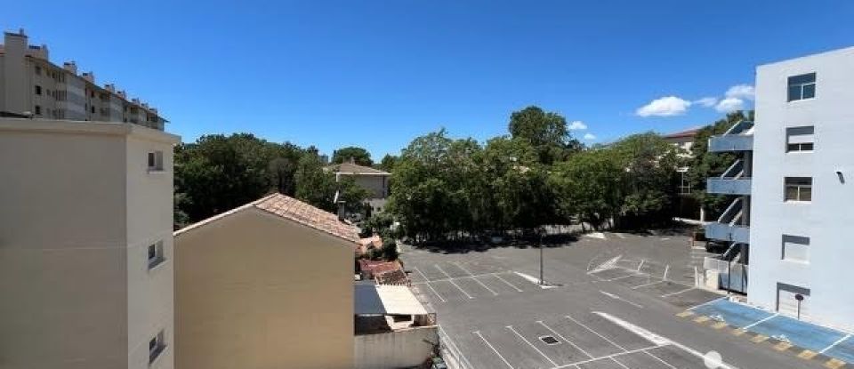 Apartment 3 rooms of 62 m² in Toulon (83100)