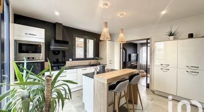 Maison traditionnelle 7 pièces de 186 m² à Caen (14000)