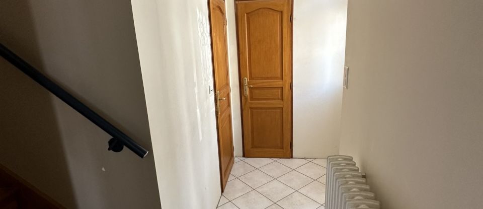 House 6 rooms of 170 m² in Monthureux-sur-Saône (88410)