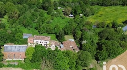 Lodge 23 rooms of 630 m² in Saint-Germier (79340)