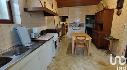 Village house 5 rooms of 120 m² in Fontaine-Chalendray (17510)