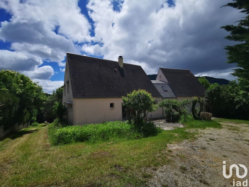 House 9 rooms of 220 m² in Brenoux (48000)