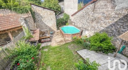 Village house 5 rooms of 151 m² in Le Touvet (38660)