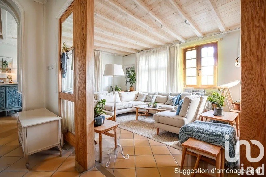 Maison traditionnelle 8 pièces de 200 m² à Bures-sur-Yvette (91440)