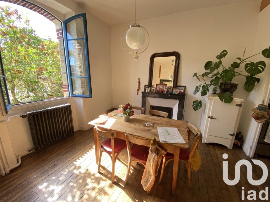 House 6 rooms of 120 m² in Rennes (35000)