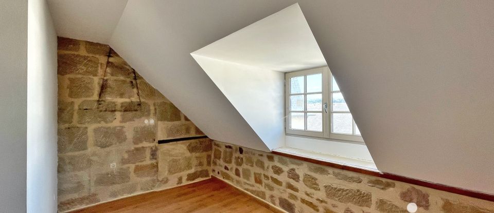 Apartment 5 rooms of 119 m² in Brive-la-Gaillarde (19100)