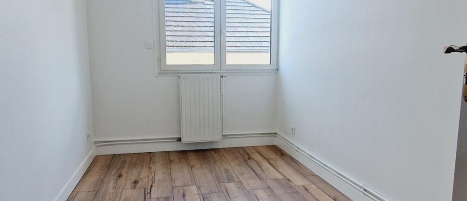 Traditional house 6 rooms of 155 m² in Noisy-le-Sec (93130)