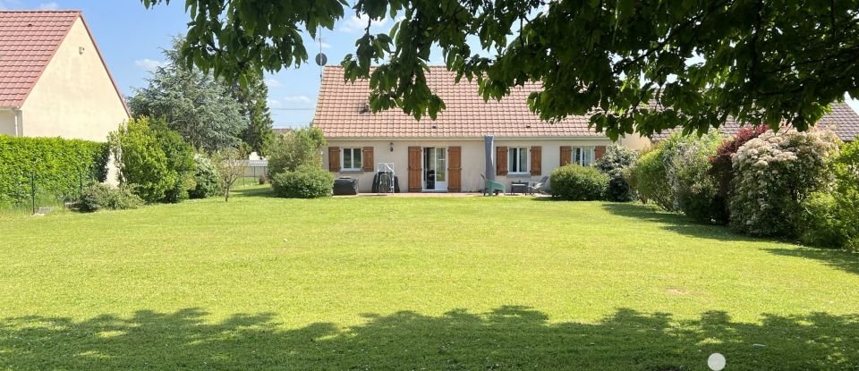 House 6 rooms of 110 m² in Pithiviers-le-Vieil (45300)