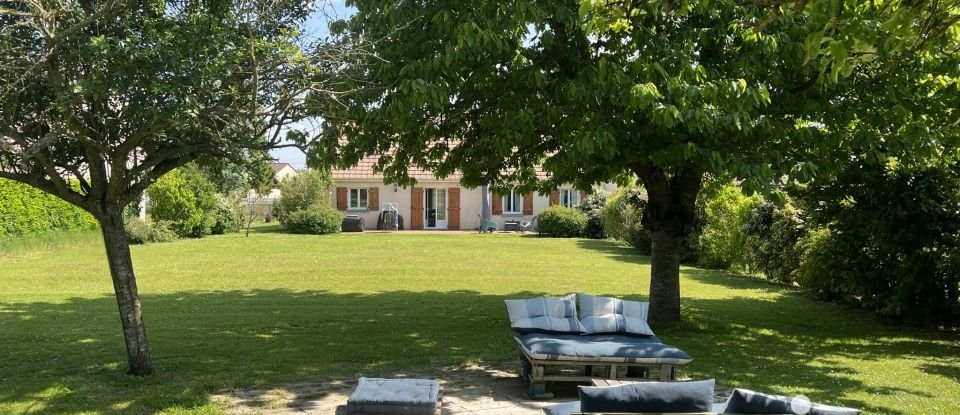 House 6 rooms of 110 m² in Pithiviers-le-Vieil (45300)