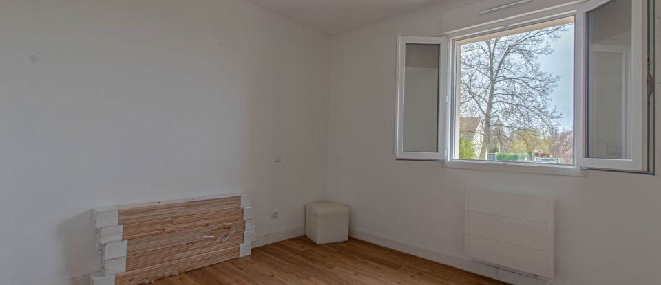 Maison 6 pièces de 110 m² à Bû (28410)