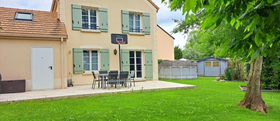 House 4 rooms of 91 m² in Tacoignières (78910)