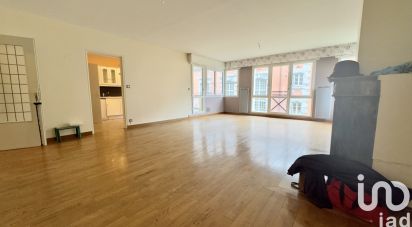 Appartement 6 pièces de 115 m² à Valenciennes (59300)