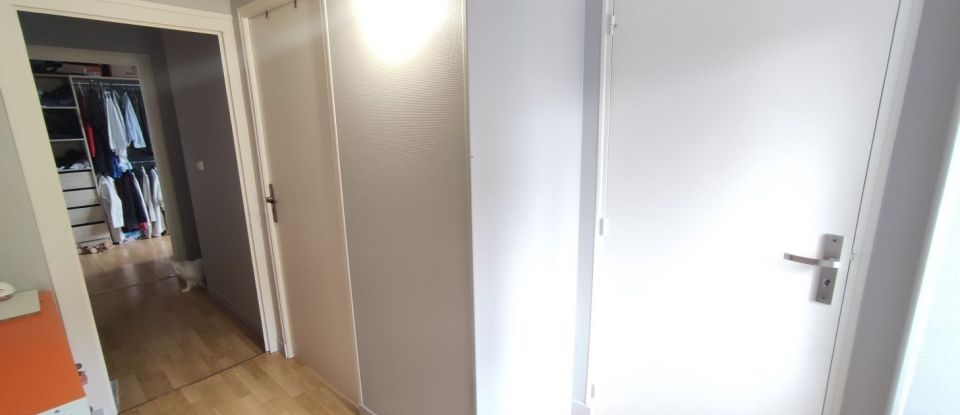 Apartment 5 rooms of 72 m² in Verrières (86410)