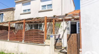House 4 rooms of 102 m² in Aizenay (85190)