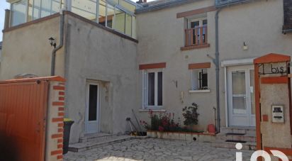Maison de village 7 pièces de 115 m² à Suèvres (41500)