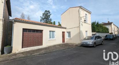 Maison traditionnelle 5 pièces de 138 m² à Montendre (17130)