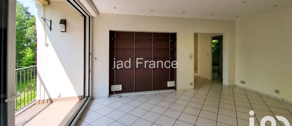 Appartement 3 pièces de 81 m² à Vaucresson (92420)