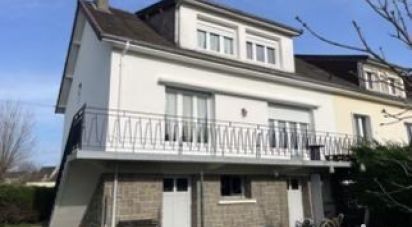 Traditional house 6 rooms of 135 m² in Cherbourg-en-Cotentin (50110)
