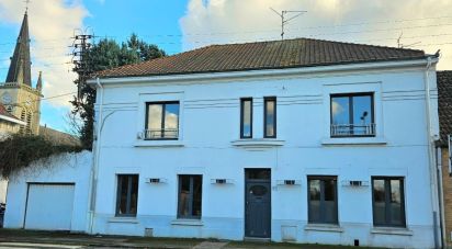 House 8 rooms of 200 m² in Saint-Saulve (59880)