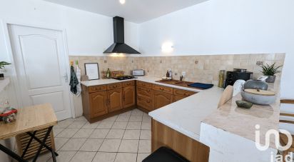 House 5 rooms of 120 m² in Montendre (17130)