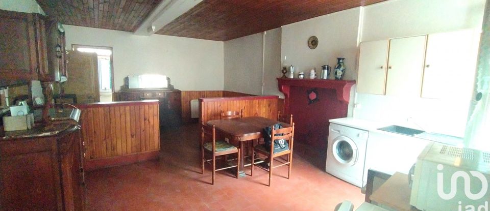 Village house 3 rooms of 65 m² in Montillot (89660)