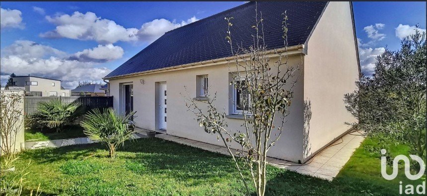 Maison traditionnelle 4 pièces de 88 m² à Trélivan (22100)