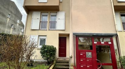 Town house 5 rooms of 105 m² in Sevran (93270)