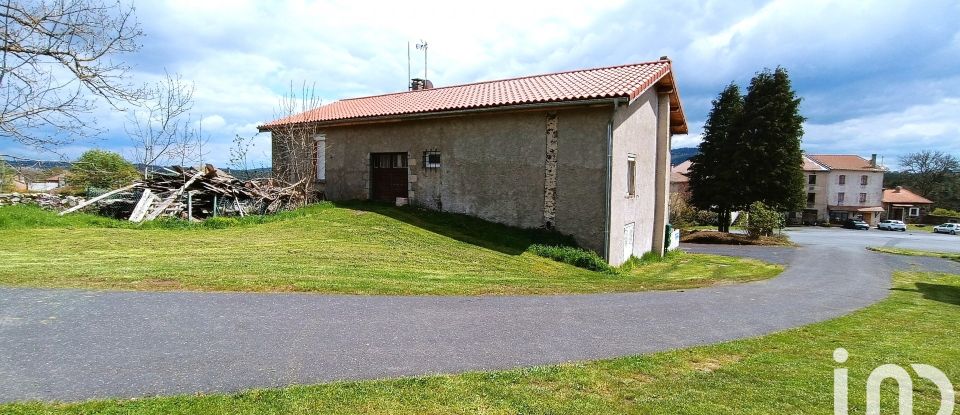 Maison de village 6 pièces de 139 m² à Monlet (43270)