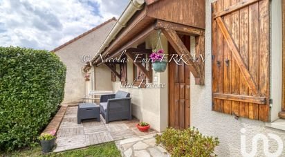 Traditional house 6 rooms of 120 m² in Limay (78520)