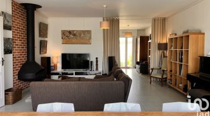 House 5 rooms of 135 m² in La Rochelle (17000)