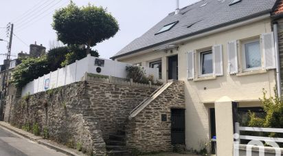 Town house 5 rooms of 100 m² in Cherbourg-en-Cotentin (50120)