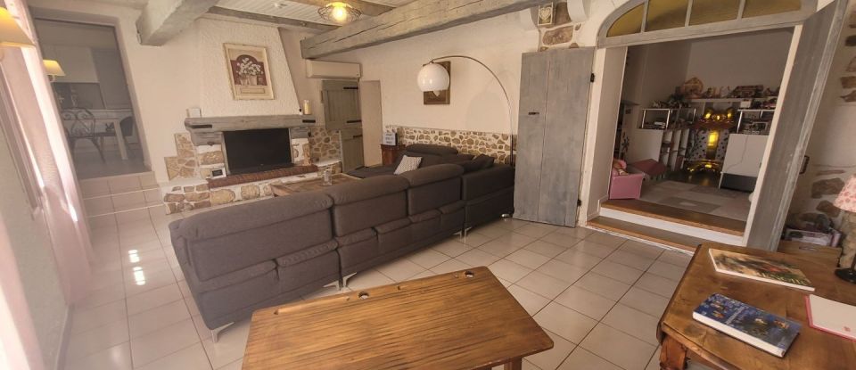 Maison 6 pièces de 132 m² à Noves (13550)