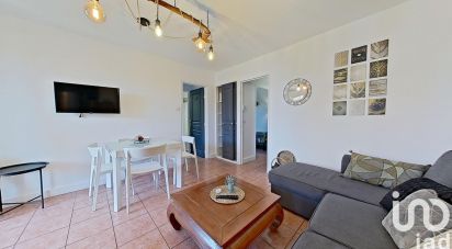 Apartment 3 rooms of 43 m² in LES ISSAMBRES (83380)