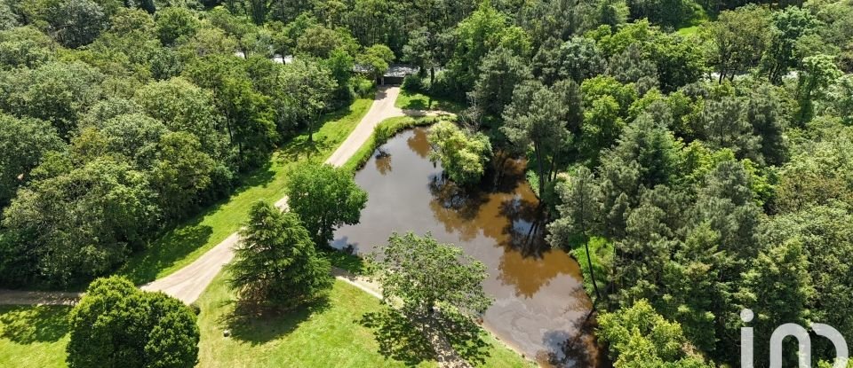 Maison 10 pièces de 250 m² à Saint-Lambert-la-Potherie (49070)