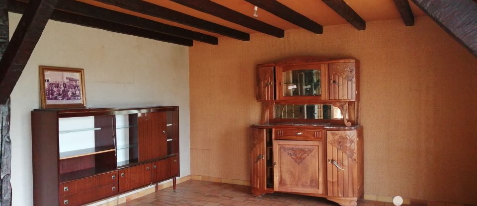 Traditional house 7 rooms of 180 m² in Chevillé (72350)