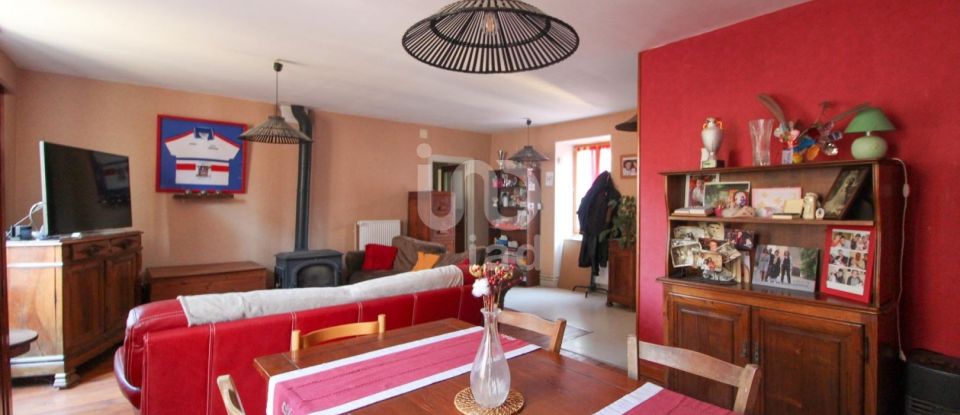 House 7 rooms of 180 m² in Saint-Rome-de-Cernon (12490)