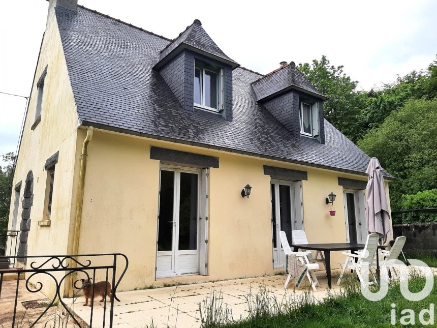 Maison 6 pièces de 110 m² à Plévin (22340)