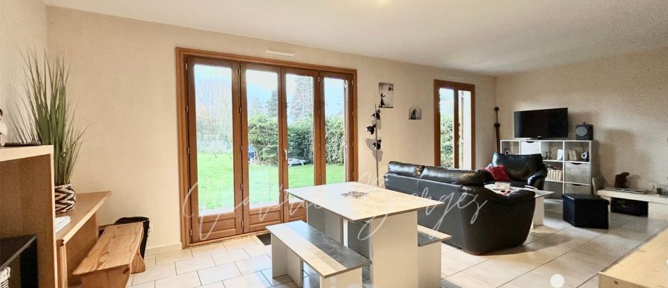 Maison 5 pièces de 94 m² à Lumigny-Nesles-Ormeaux (77540)