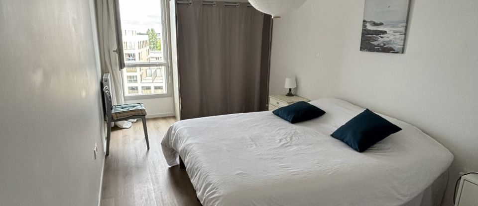 Appartement 3 pièces de 70 m² à Bordeaux (33300)