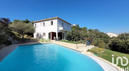 Architect house 7 rooms of 170 m² in Villeneuve-lès-Avignon (30400)