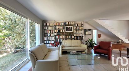 Architect house 7 rooms of 170 m² in Villeneuve-lès-Avignon (30400)