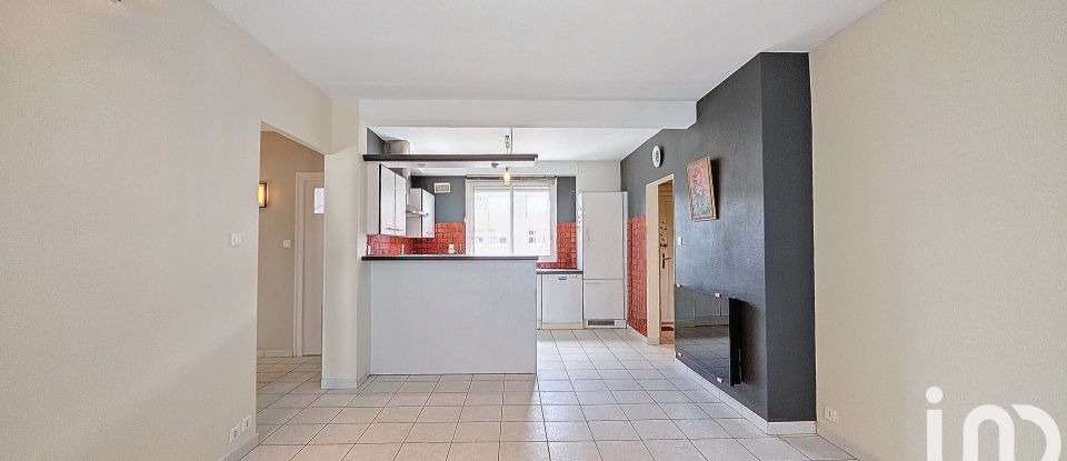 Apartment 3 rooms of 57 m² in Billère (64140)