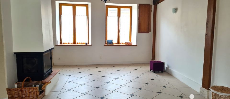 Village house 5 rooms of 150 m² in Courpalay (77540)