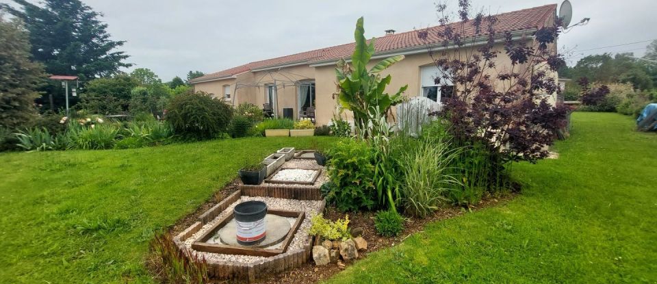 Maison 7 pièces de 120 m² à Rochechouart (87600)