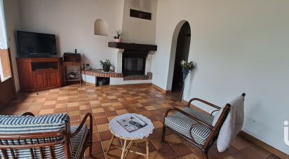 Traditional house 6 rooms of 130 m² in Courtenay (45320)