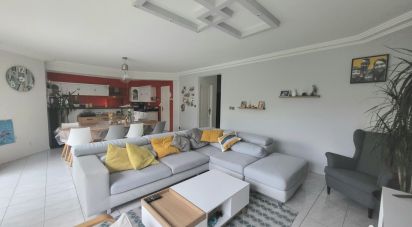 House 5 rooms of 110 m² in Martigné-Ferchaud (35640)