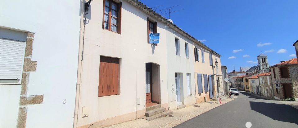 Maison de village 7 pièces de 115 m² à Le Champ-Saint-Père (85540)