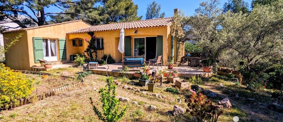 Maison traditionnelle 9 pièces de 170 m² à Toulon (83000)